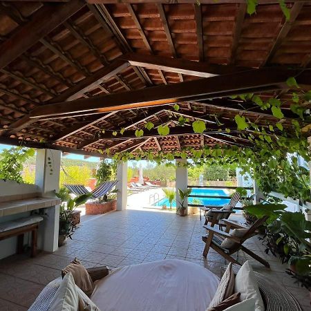 Gorana Apartman With Swimming Pool Appartement Jelsa  Buitenkant foto